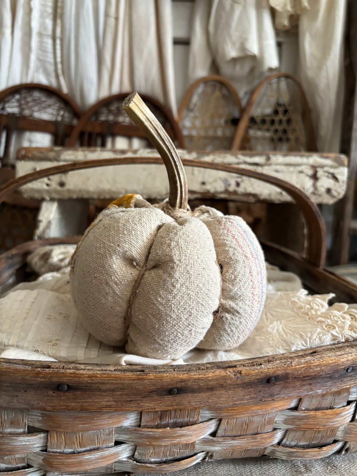 SMALL Antique quilt pumpkin