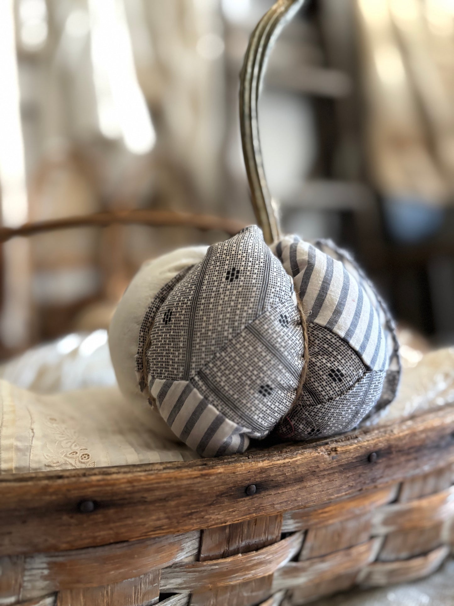 SMALL Antique quilt pumpkin