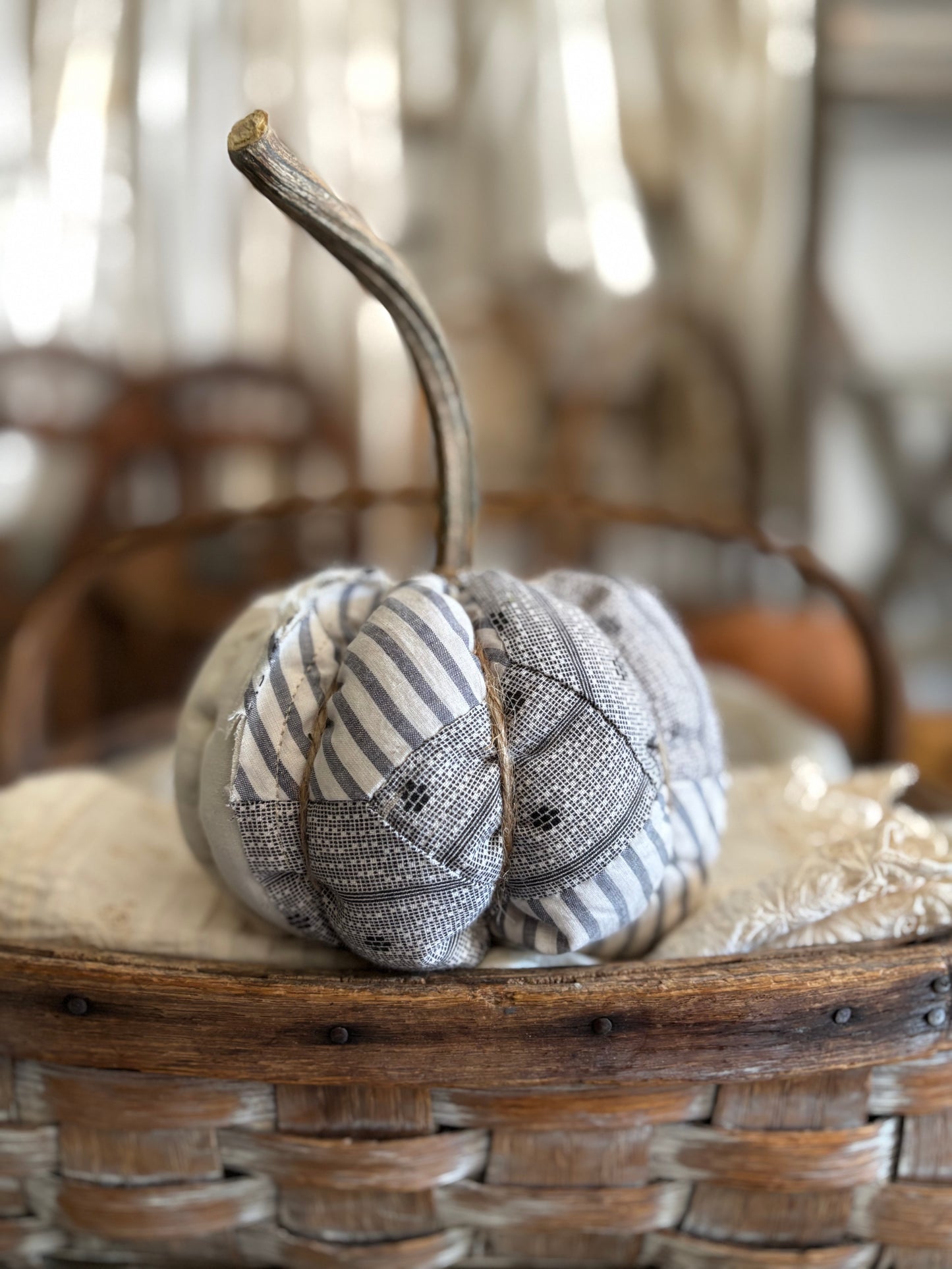 SMALL Antique quilt pumpkin