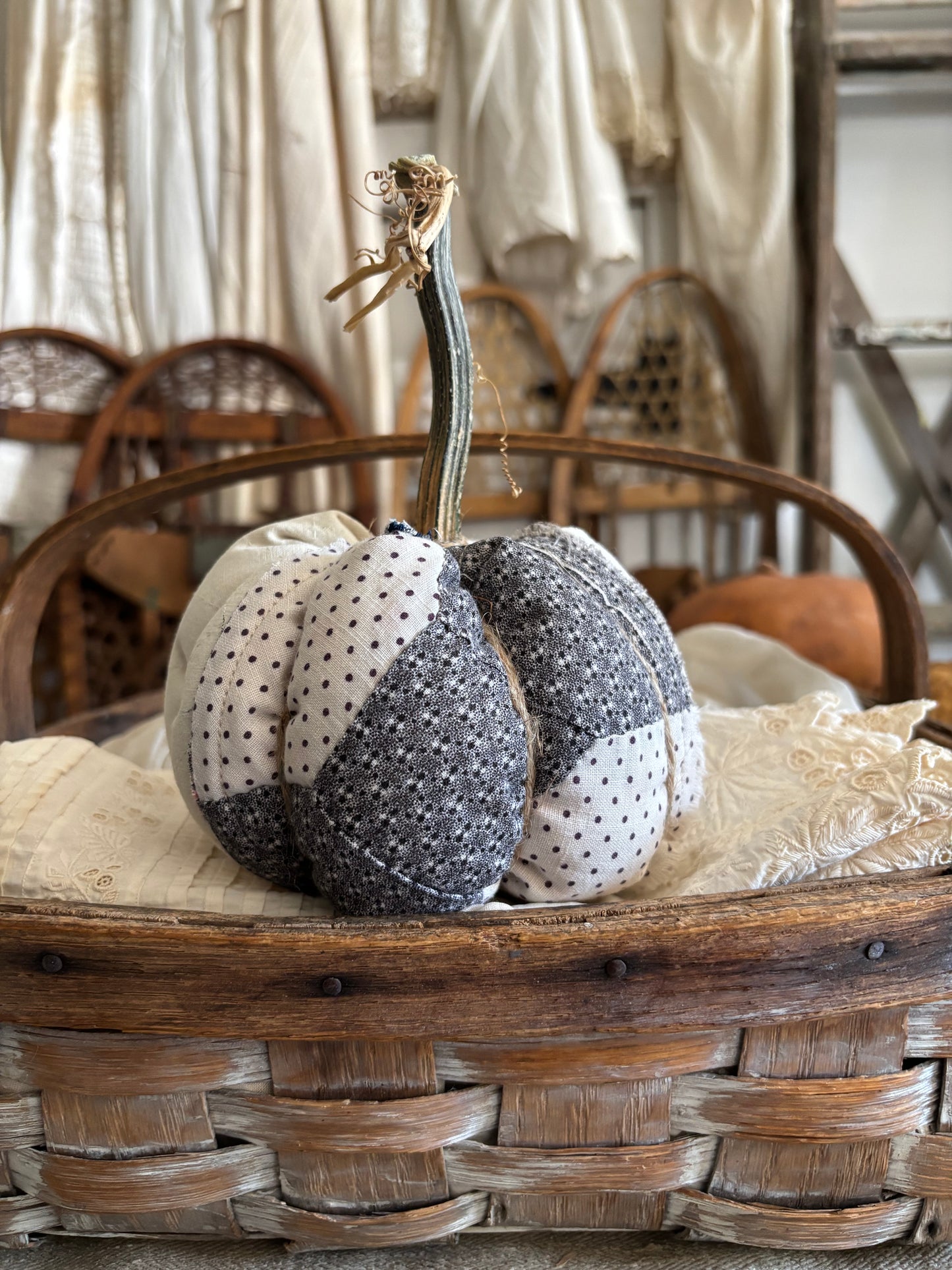 SMALL Antique quilt pumpkin