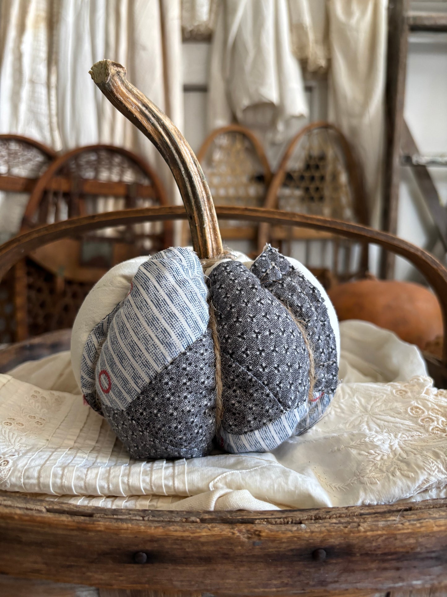 SMALL Antique quilt pumpkin
