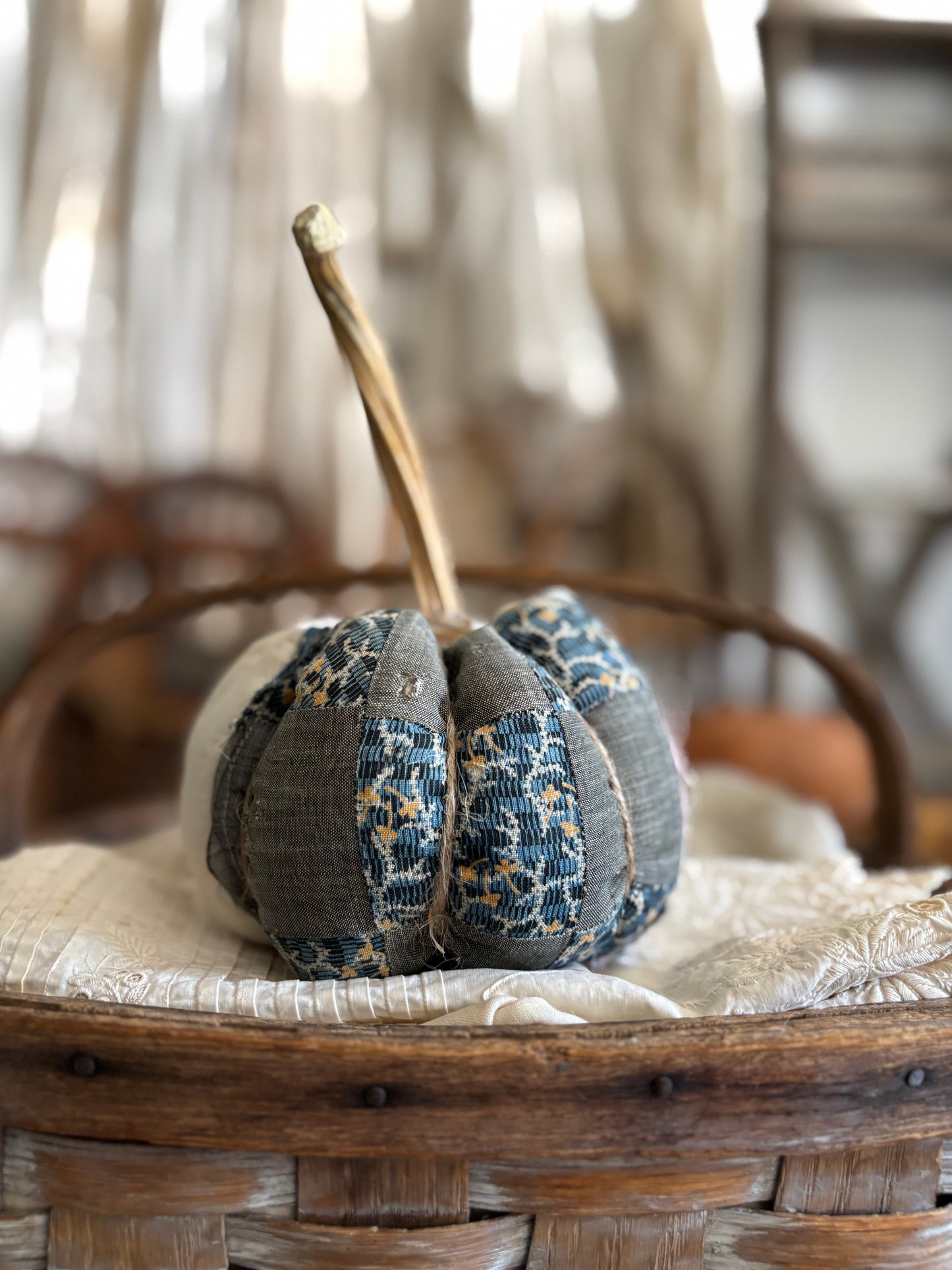 SMALL Antique quilt pumpkin