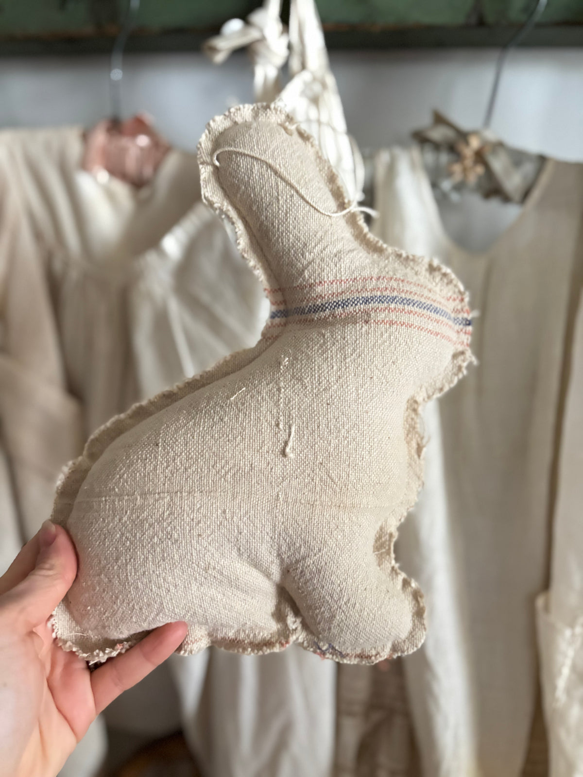 Vintage Embroidered Bunny Rabbit – The Halsey Homestead
