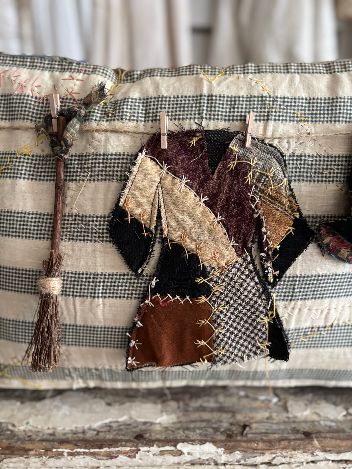Antique quilt witch clothes line pillow
