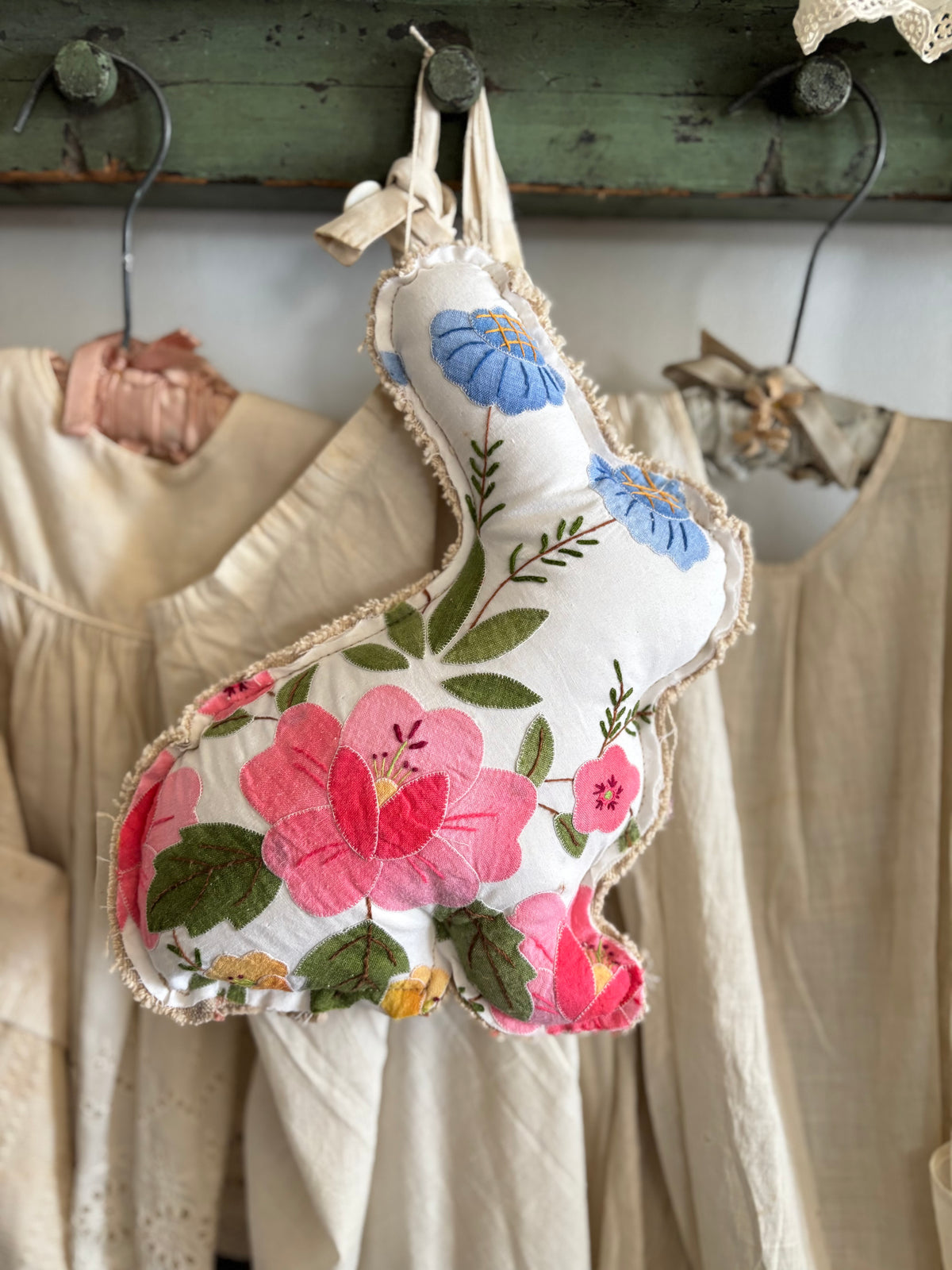 Vintage Embroidered Bunny Rabbit – The Halsey Homestead