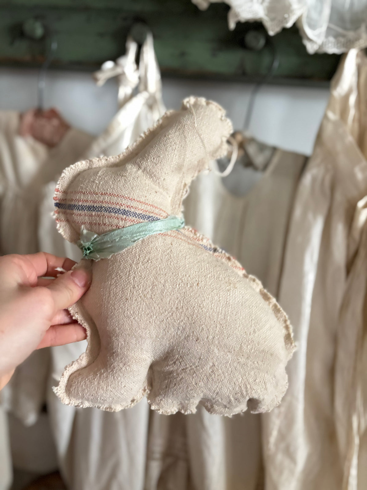 Vintage Embroidered Bunny Rabbit – The Halsey Homestead
